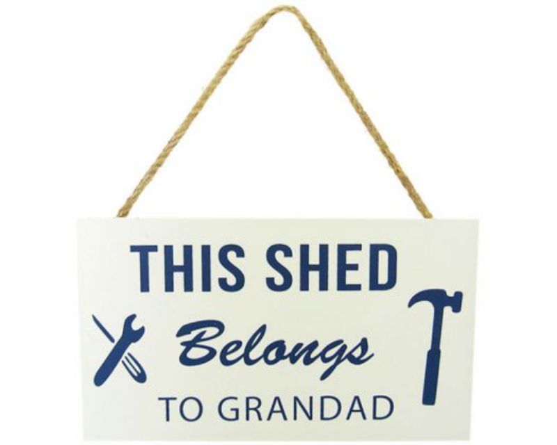 Wooden "Man Cave Hanger Grandad" sign with vintage twine, perfect for decorating game rooms or bars, measuring 21 x 12 cm.