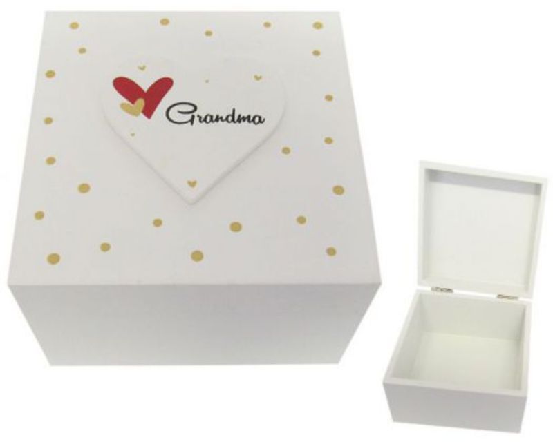 Large wooden gift box with hinged lid featuring heart design, perfect for storing treasures and keepsakes, sized 10x10x7 cm.