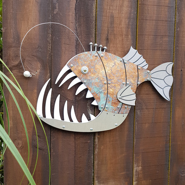 Layered fish wall art in 3D, crafted with CNC technology, perfect for fishing enthusiasts and gift-giving.