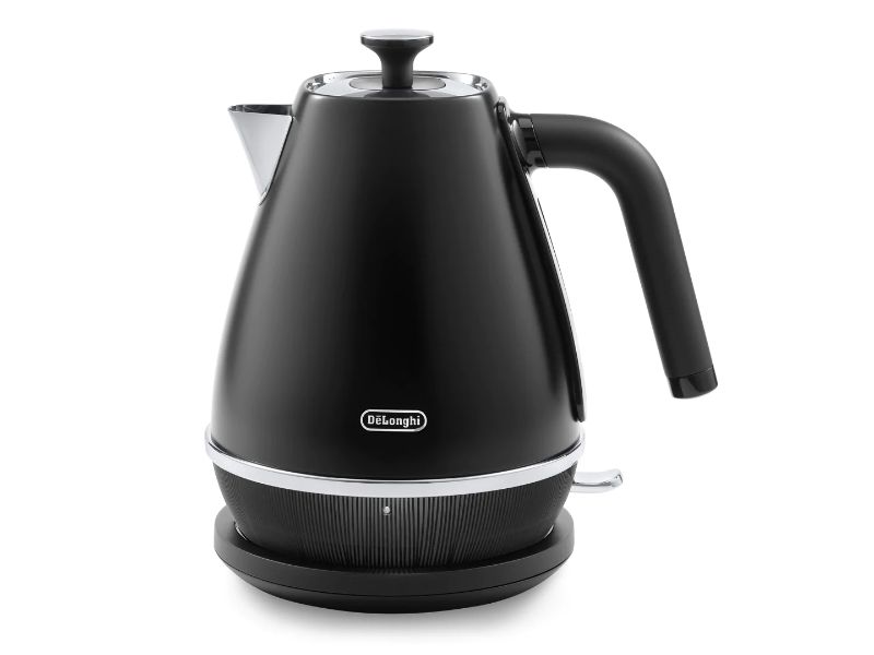 Black DeLonghi Distinta Moments Kettle with matte metallic finish, 1.7L capacity, 360° swivel base, and advanced safety features.