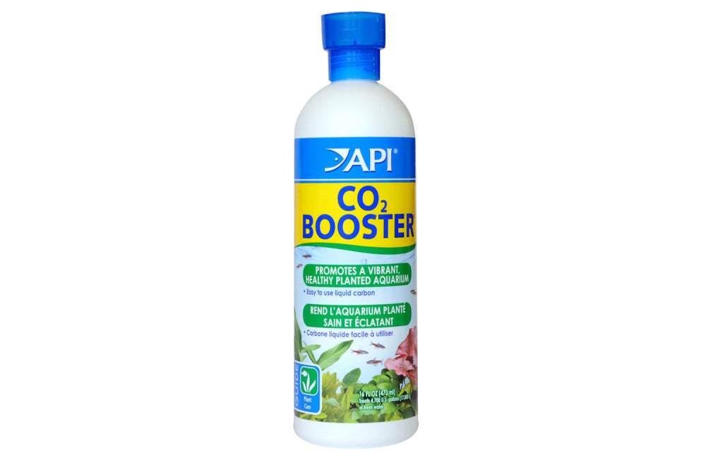 API CO2 Booster 473mL bottle, promoting aquatic plant growth with bioavailable carbon for vibrant, healthy aquascapes.