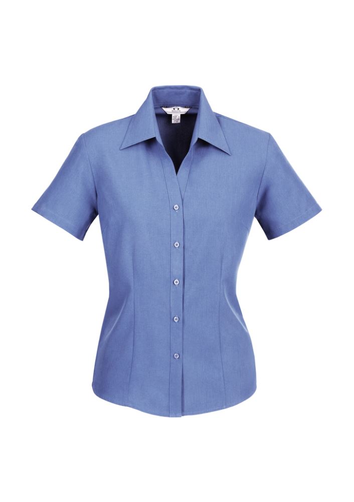 Ladies Plain Oasis Short Sleeve Shirt in Mid Blue, size 22, crafted from breathable polyester with sun protection and a flattering design.