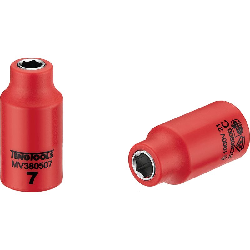 Insulated 7mm socket for high-voltage use up to 1000V, featuring a dual-color design for damage visibility and superior grip.
