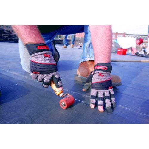 Youngstown Master Craftsman Work Gloves in Large, offering dexterity, durability, and comfort for construction and DIY tasks.