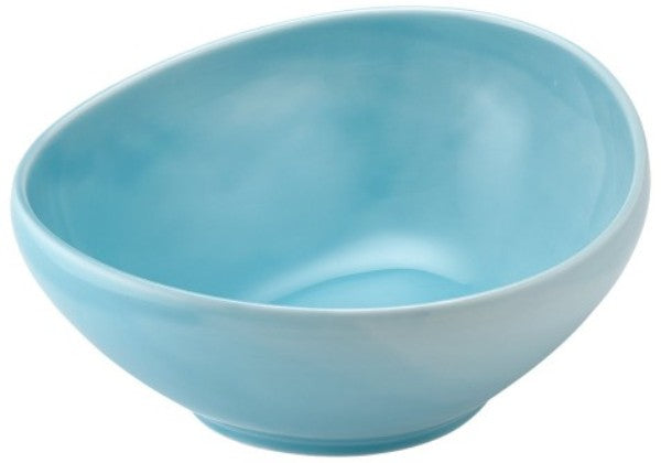 Vibrant aqua porcelain bowl, 21x18.6x8.2cm, perfect for serving salads and pasta; microwave, dishwasher, and oven safe.