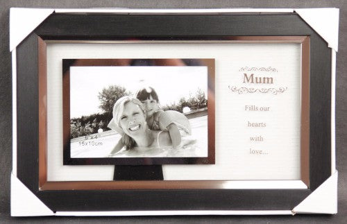 Elegant photo frame with mirror edge, inscribed 'Mum', perfect for showcasing cherished memories and enhancing decor.