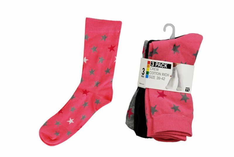 Women's patterned crew socks set, 15 pairs for sizes 9-11, combining vibrant designs with comfort and durability.