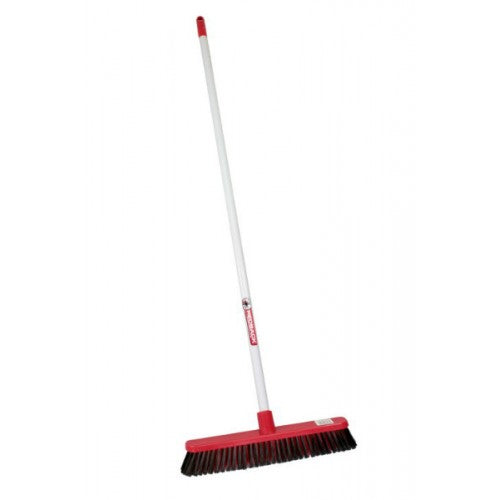 Household broom with a 40cm soft bristle head and 118cm handle, ideal for efficient indoor and outdoor cleaning.