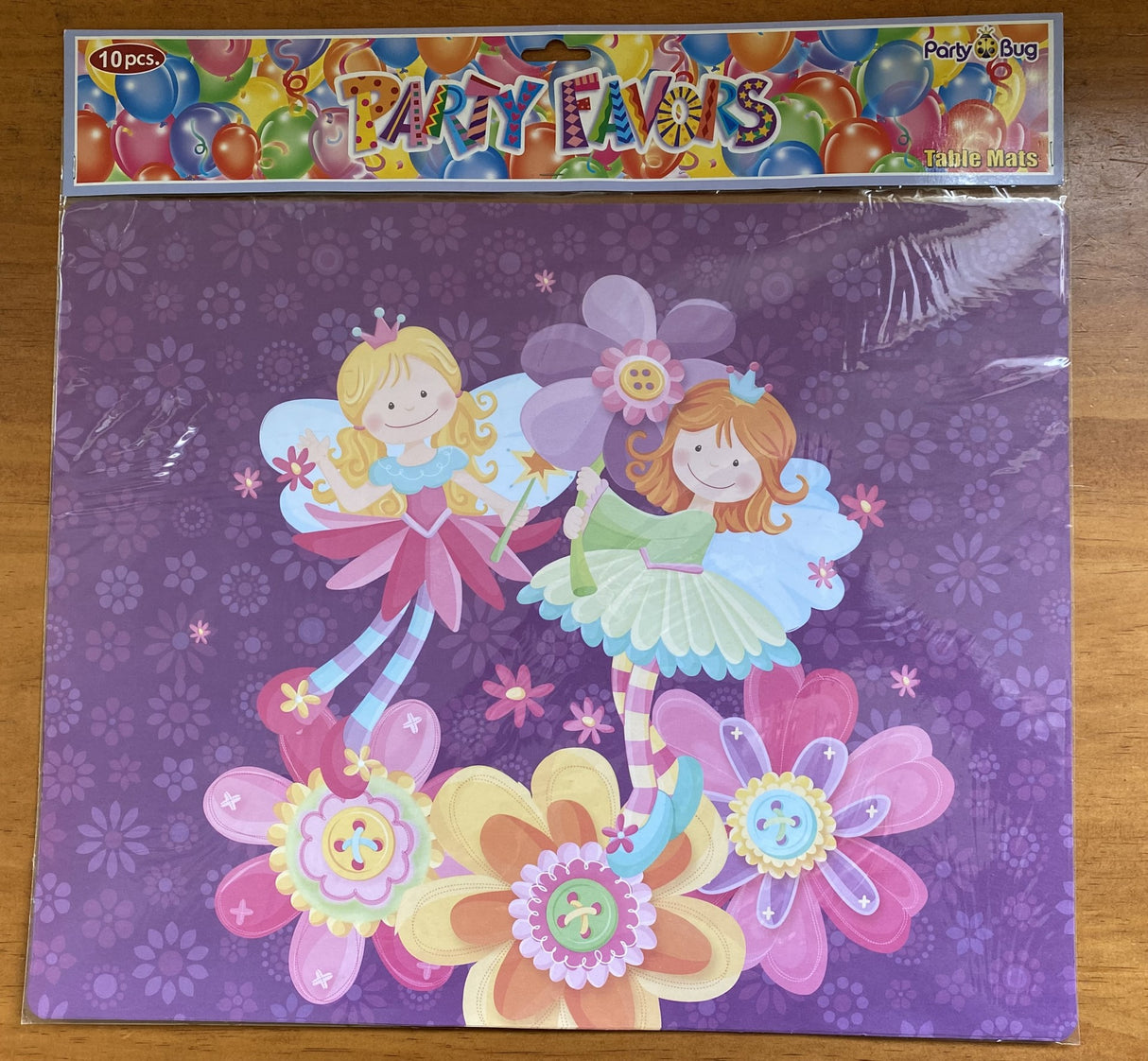 Vibrant placemats for kids' parties; eco-friendly, disposable, and perfect for easy clean-up at gatherings (10 pcs).