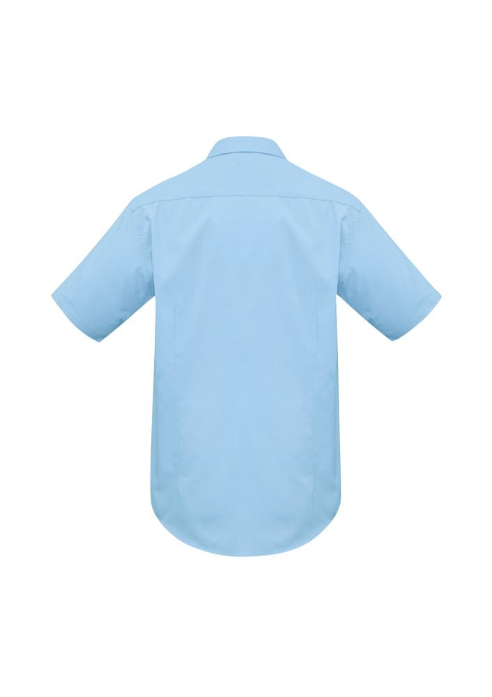 Light blue short sleeve shirt for men, featuring a modern fit, curved hem, chest pocket, and UPF protection, size XL.
