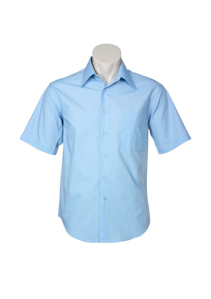 Men's Metro Short Sleeve Shirt in Sky, Size M, featuring a tapered fit, curved hem, and UPF protection for stylish comfort.