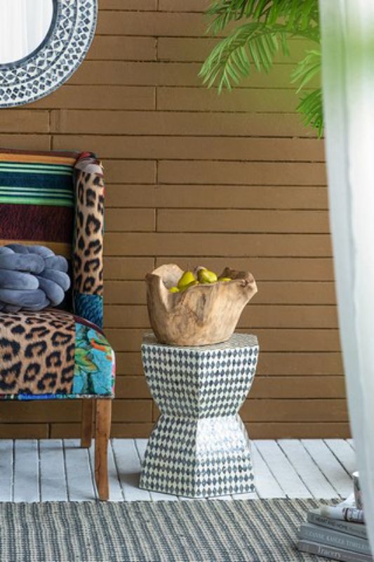 Organic teak bowl (35cm) showcasing natural grain, perfect for serving or as a rustic centerpiece, promoting eco-friendliness.