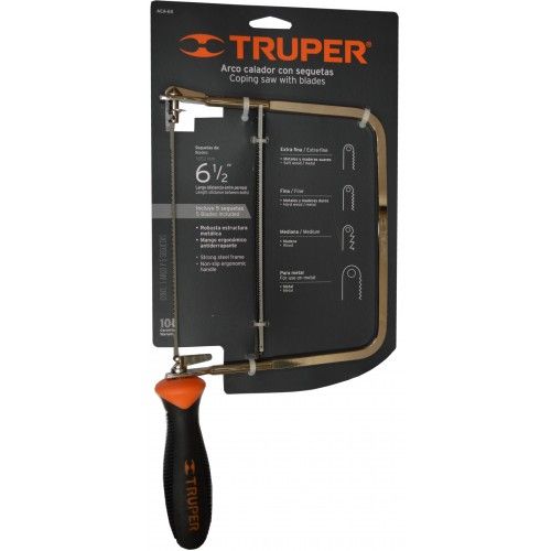 Truper Coping Saw with ergonomic grip, steel structure, and 5 blades for precise cuts in wood and metal.