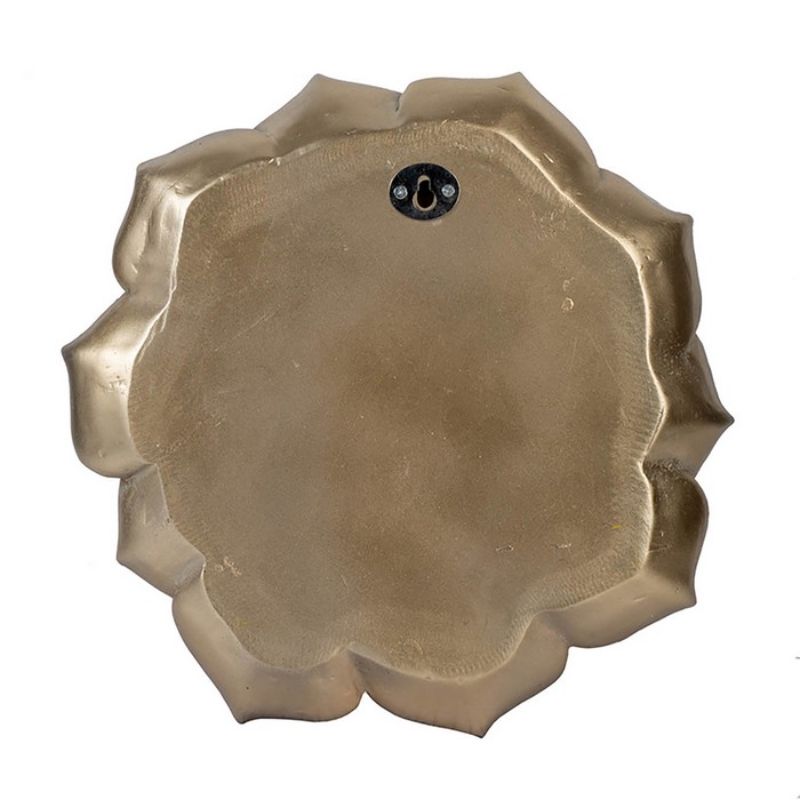 Gleaming succulent wall plaque (25.5cm) adding elegance and warmth, perfect for home or office decor.