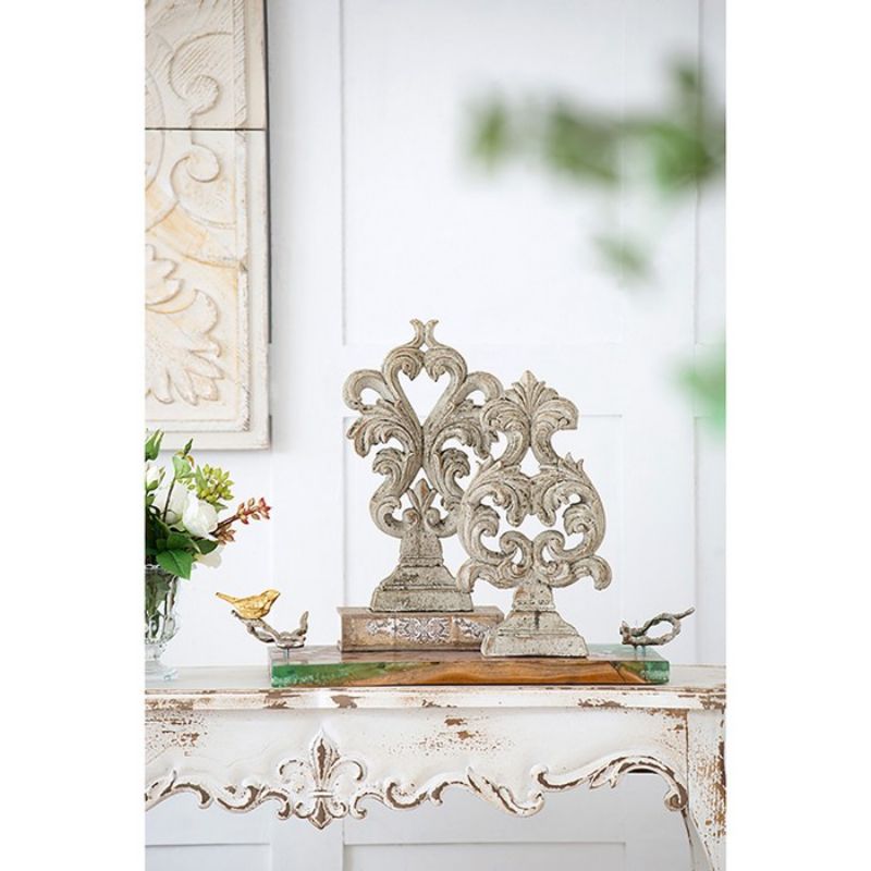Elegant 38.1cm CORNELIUS DÉCOR Ornament, showcasing intricate designs to enhance any home or office decor style.