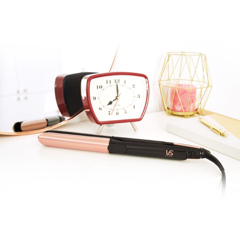 VS Sassoon Straight & Curl Brilliance: 2-in-1 styler for sleek hair or vibrant curls with anti-frizz technology and ceramic plates.