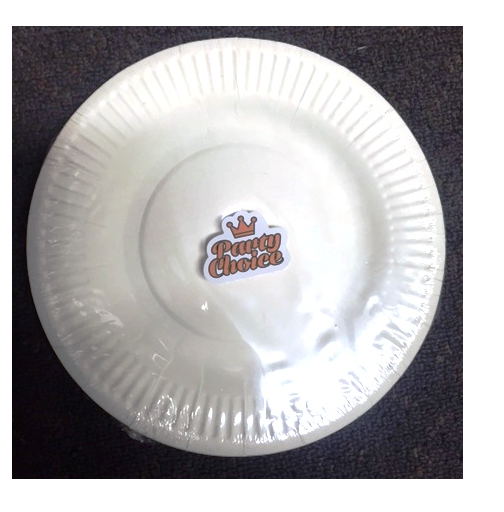 Set of 20 eco-friendly 17.5cm white paper plates, ideal for parties and picnics, offering convenience and leak-proof design.