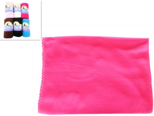 Soft, breathable baby blanket set of 3, perfect for swaddling and nursery use, each measuring 76 x 101 cm.