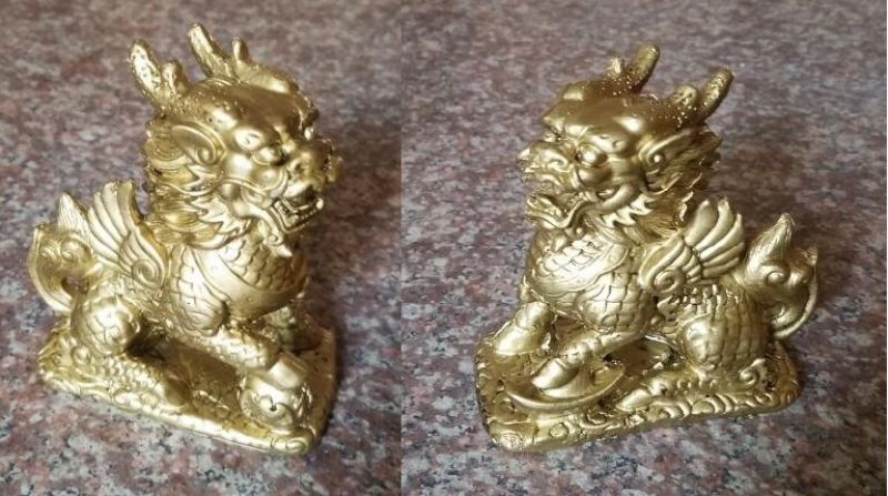 Exquisite 10cm Feng Shui lion pair statues, symbolizing protection and prosperity, perfect for home decor and positive energy.