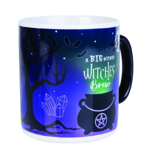 Giant Witches' Cauldron mug, 900ml, features a mystical design with a cauldron and witch, perfect for coffee or tea lovers.