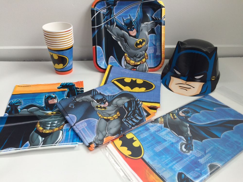 Vibrant Batman loot bags set of 8, perfect for party favors at superhero-themed celebrations.