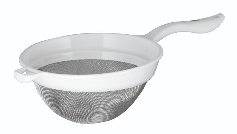 Avanti 15.5cm stainless steel strainer with a white plastic frame, featuring an ergonomic handle for easy use and cleaning.