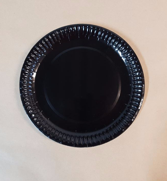 Premium black paper plates in a pack of 6, 9-inch durable, leak-resistant, ideal for stylish dining and easy cleanup.