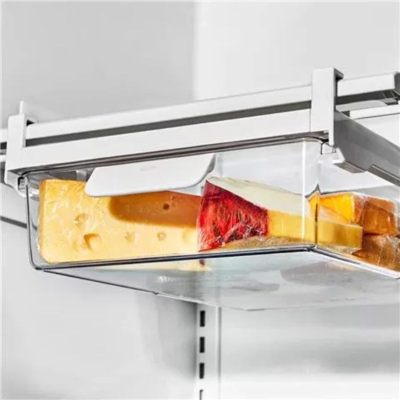Clear under-shelf drawer for fridges, measuring 27x38x8cm, perfect for organizing deli meats, cheeses, and produce.