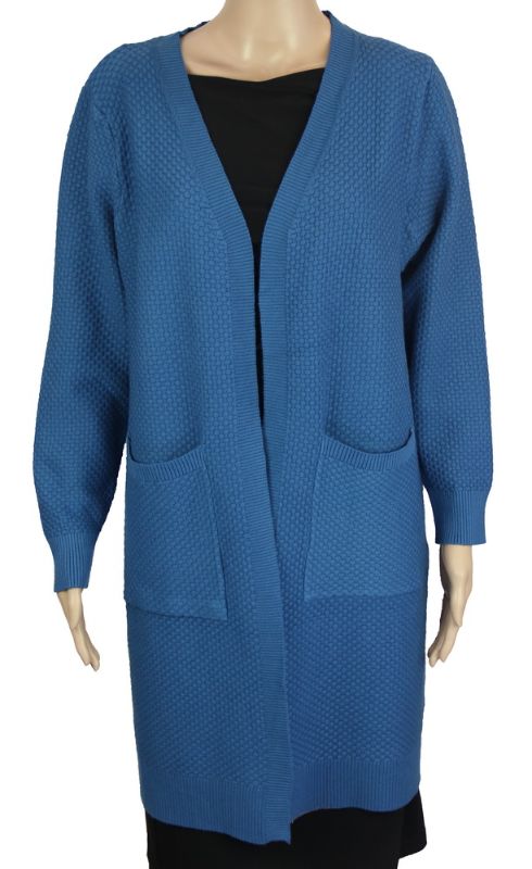 Long Sky Cape with Pockets, 83cm length; combines elegance and functionality for any occasion, perfect for layering.