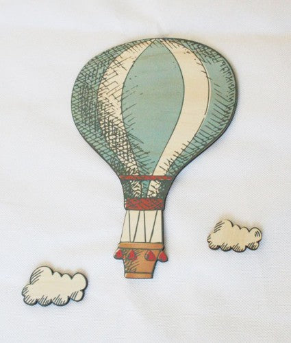 Colorful balloon design on eco-friendly pine veneer wall art, perfect for modern and playful decor.