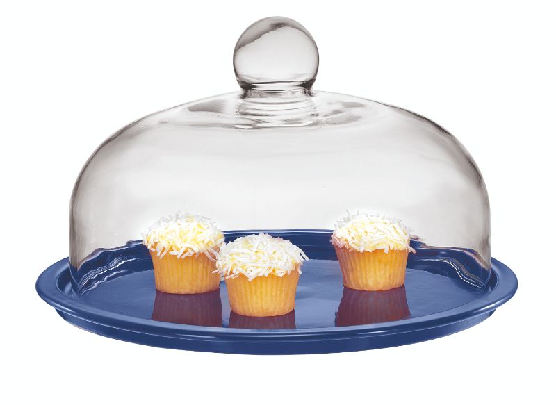 Blue stoneware cake platter with glass lid, perfect for showcasing and storing desserts, oven safe up to 220°C.