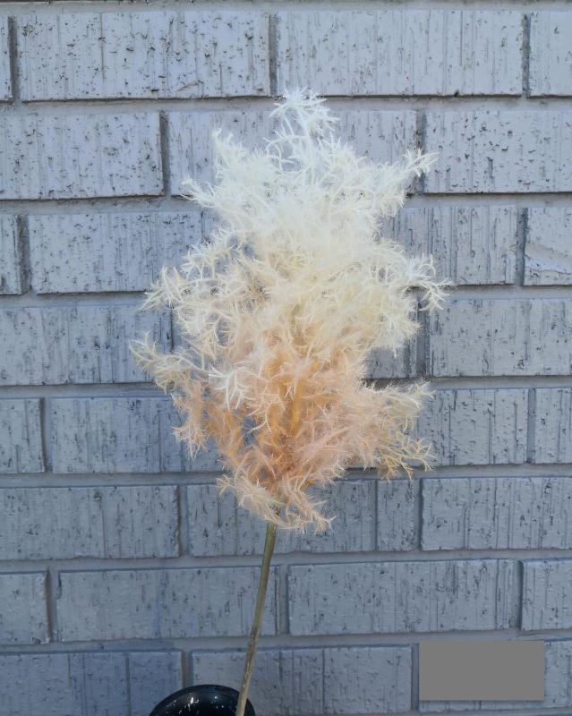 Artificial peach moss spray, perfect for DIY decor, weddings, and centerpieces, adds lush color without maintenance.