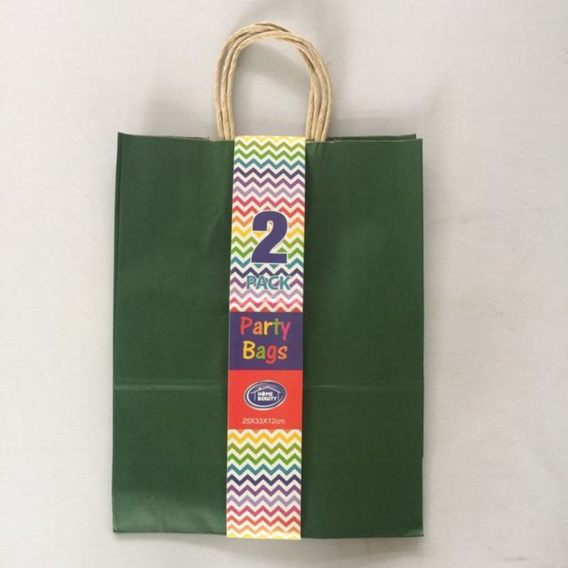 Vibrant green gift bags (25x33x12cm) in a 24-piece set, perfect for any occasion with sturdy handles for easy carrying.