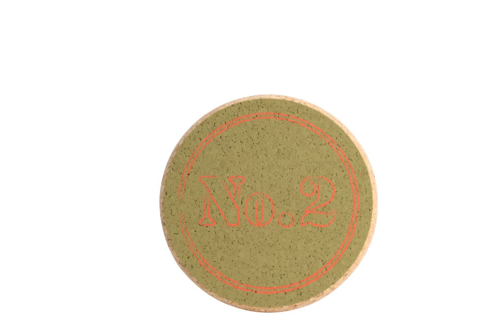 Eco-friendly olive cork pot stand, 180mm diameter, protects surfaces from heat and moisture, stylish kitchen accessory.