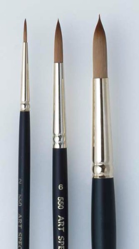 As Sablinsky Round 6 Artist Brush with a matte black handle, brass ferrule, and synthetic fibers for fine detail in watercolors.