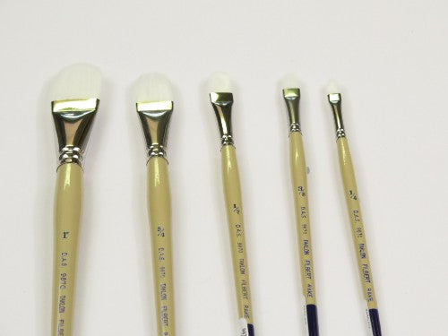 White Taklon Filbert Rake brush, 1/8", ideal for blending in watercolor and acrylic, crafted for durability and precision.