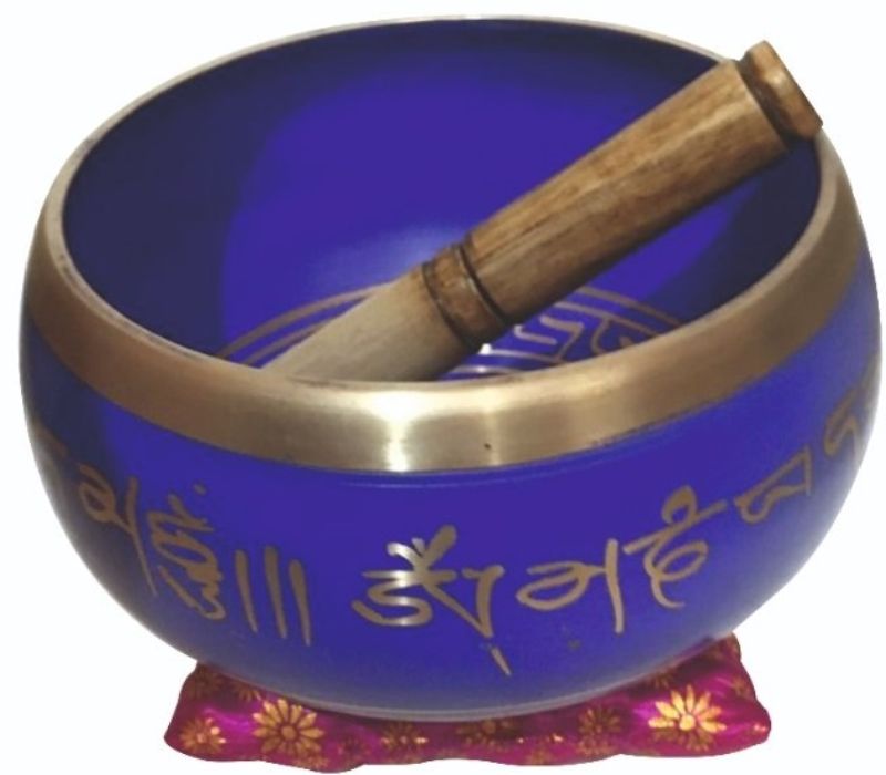 Large 18cm purple singing bowl for meditation, featuring rich tones, handcrafted quality, and includes a stabilizing cushion.