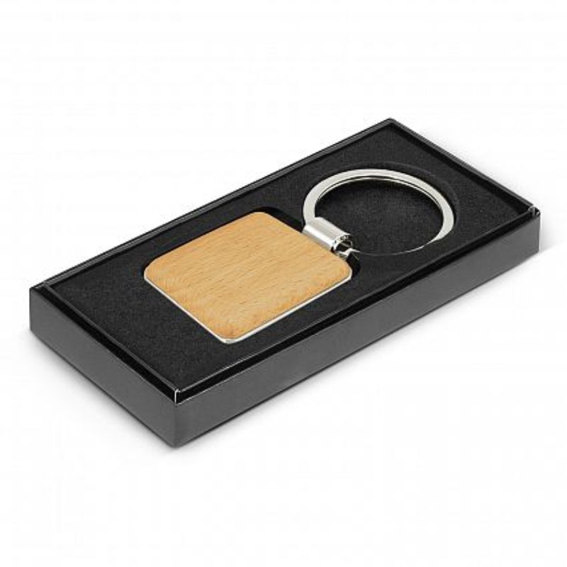 Set of 12 square beech wood key rings with metal trim, ideal for gifts, customization, and everyday use.