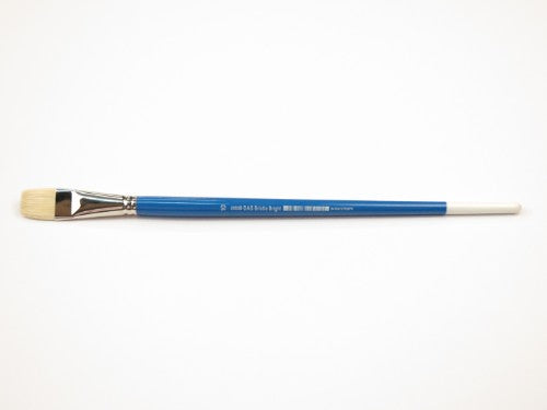 High-quality bristle bright #10 artist brush for precision in painting; ideal for beginners and advanced artists.