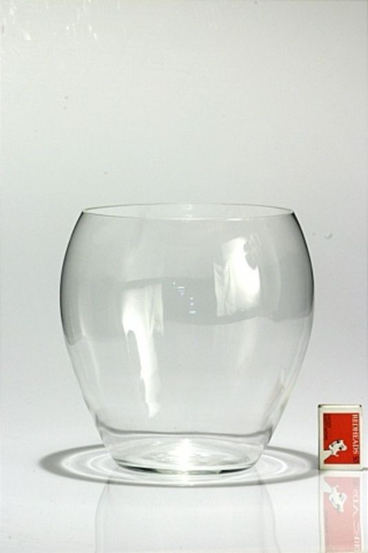 Clear glass Open Tulip Vases set of 12, 17cm wide opening, elegantly designed for stunning floral displays at any event.