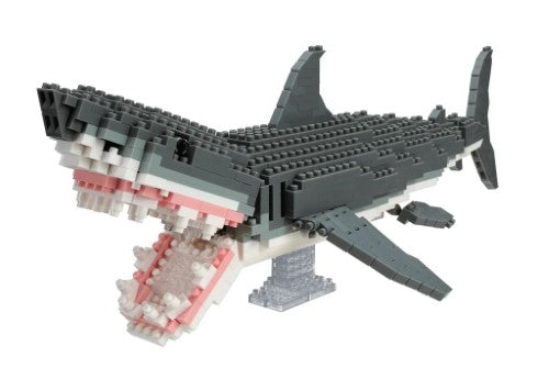 Detailed Nanoblock set of a Great White Shark featuring over 680 pieces, ideal for ages 12 and up, showcasing marine artistry.