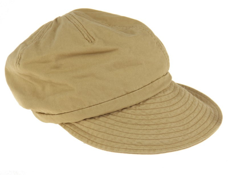 Stylish camel visor cap made of 100% cotton with a 9cm brim and detachable chin strap for sun protection and comfort.