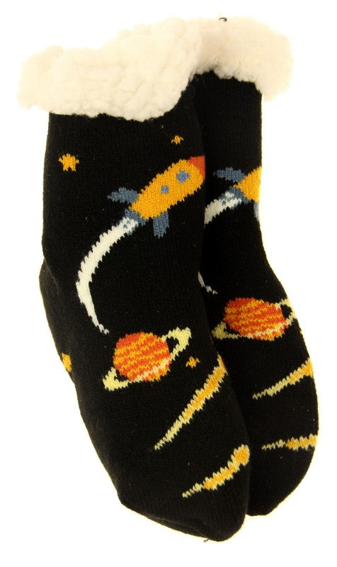 Colorful medium fleece socks for kids featuring playful rocket designs, perfect for warmth and comfort during adventures.