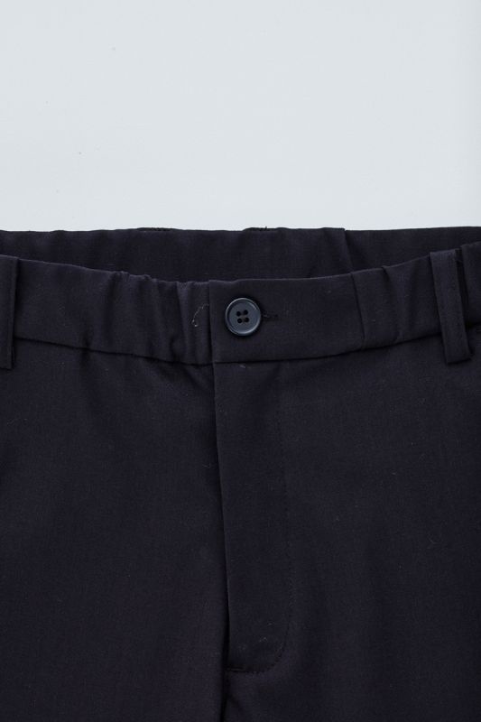 Men's charcoal cargo pants in size 122 with comfort waist, multiple pockets, and roll-up feature for utility and style.