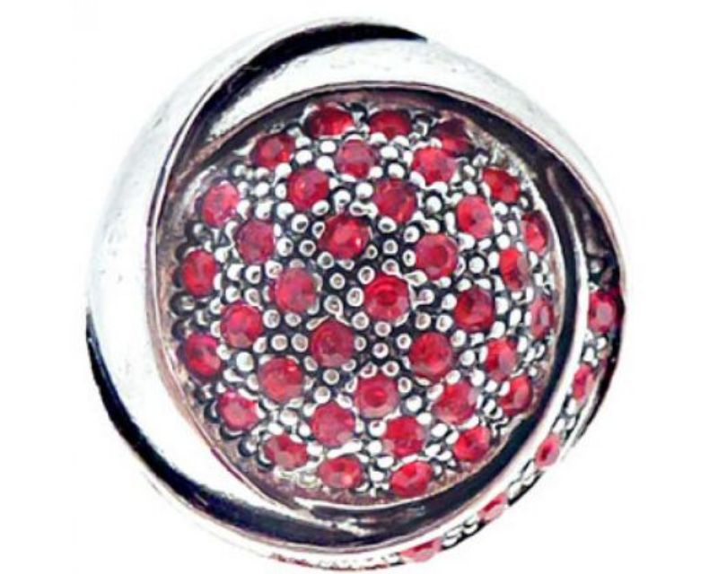 Vibrant red swirl snap accessory, perfect for personalizing jewelry styles for any occasion.