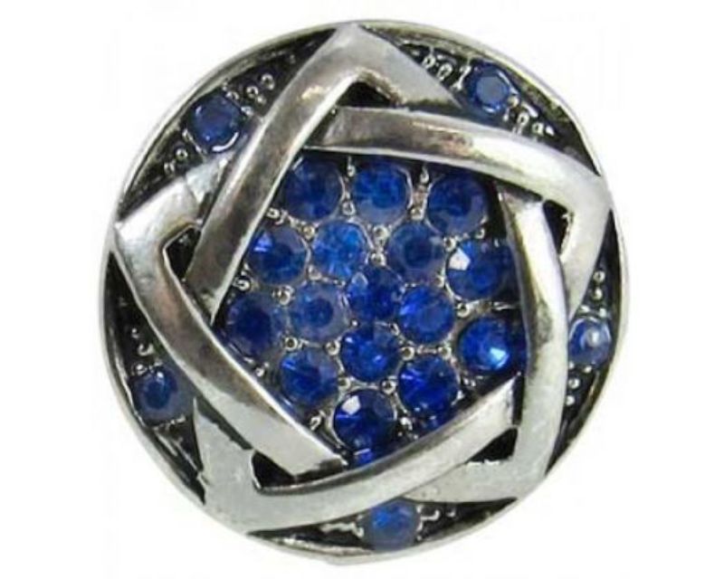 Elegant blue diamante star charm from Snaps REDFOX, perfect for elevating any outfit with a touch of glamour.
