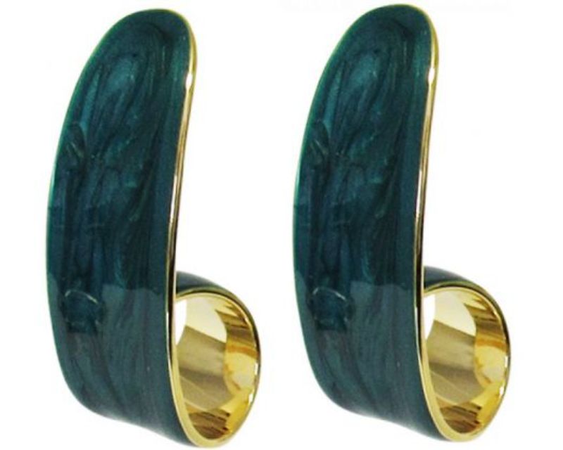 Elegant seagreen Jax Curve Drop earrings, 4 cm long, featuring a sleek curve design, perfect for day or night outfits.