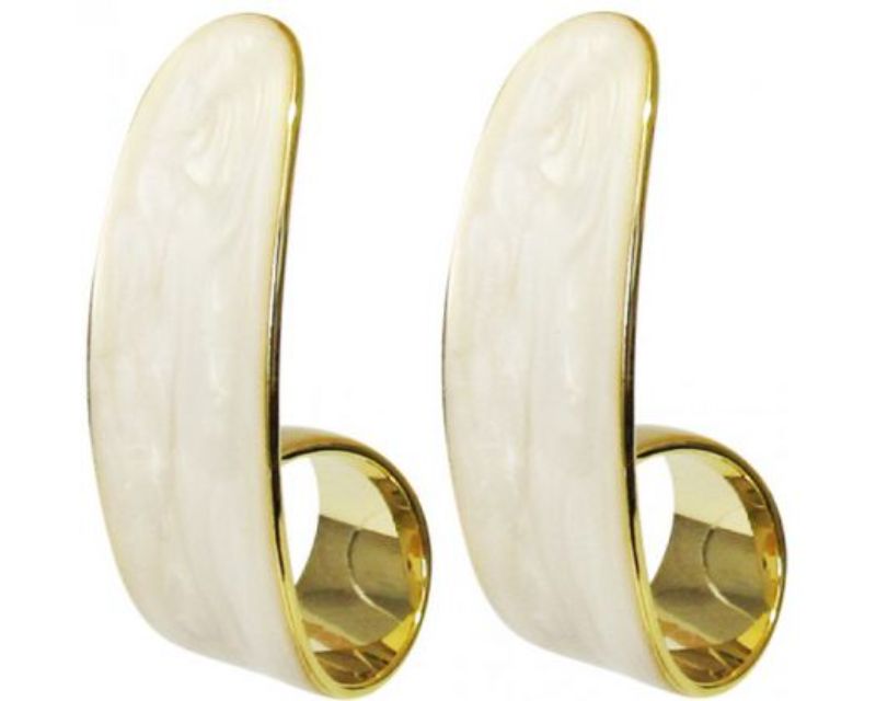 Elegant Jax Curve Drop Cream Earrings with a unique silhouette, 4 cm long, perfect for any occasion.