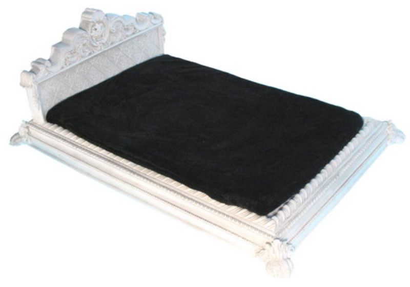 Cozy Small Pet Bed (64cm) for dogs and cats, featuring plush materials, non-slip bottom, and stylish design for comfort.