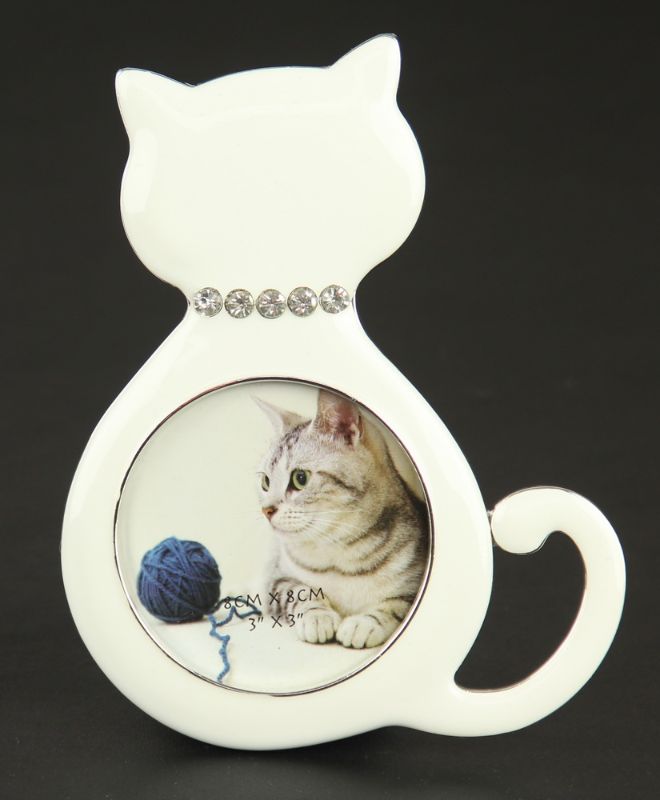 Set of 2 elegant white cat photo frames, 8cm, perfect for showcasing your cherished feline moments.